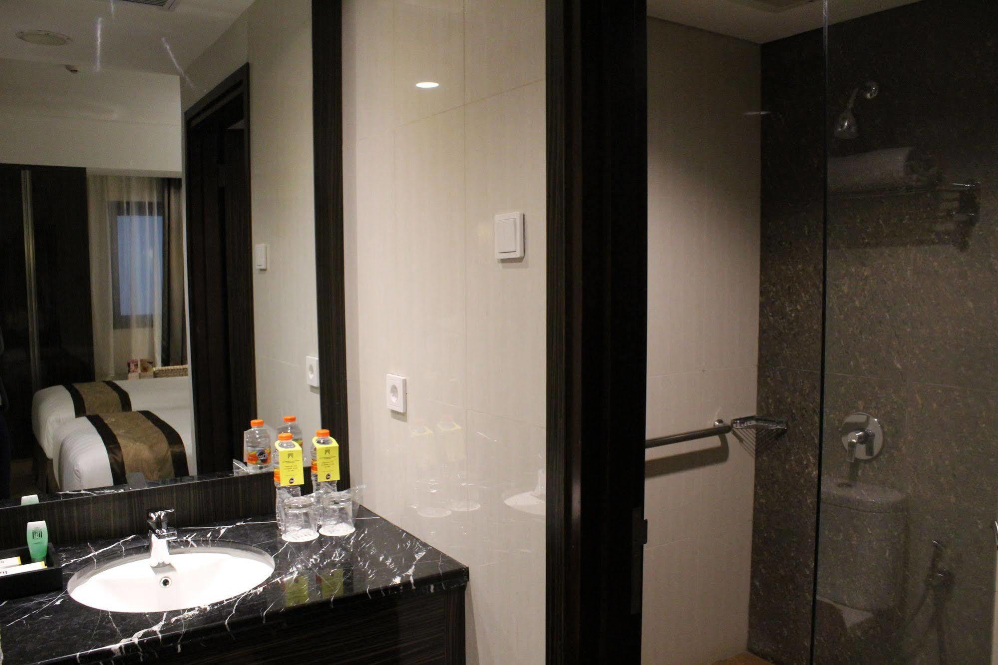 The Atrium Hotel & Resort Yogyakarta Melati Dış mekan fotoğraf