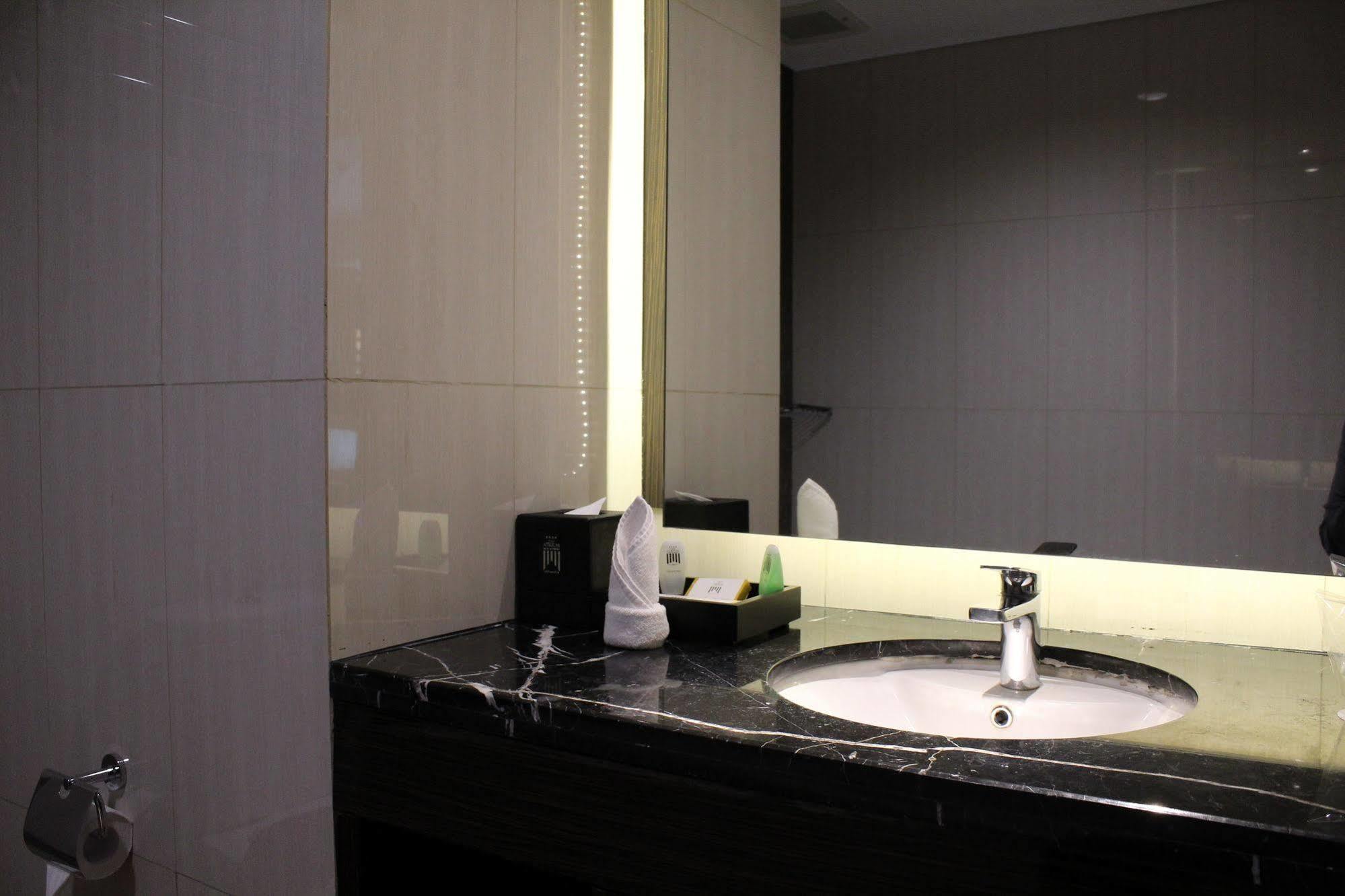 The Atrium Hotel & Resort Yogyakarta Melati Dış mekan fotoğraf