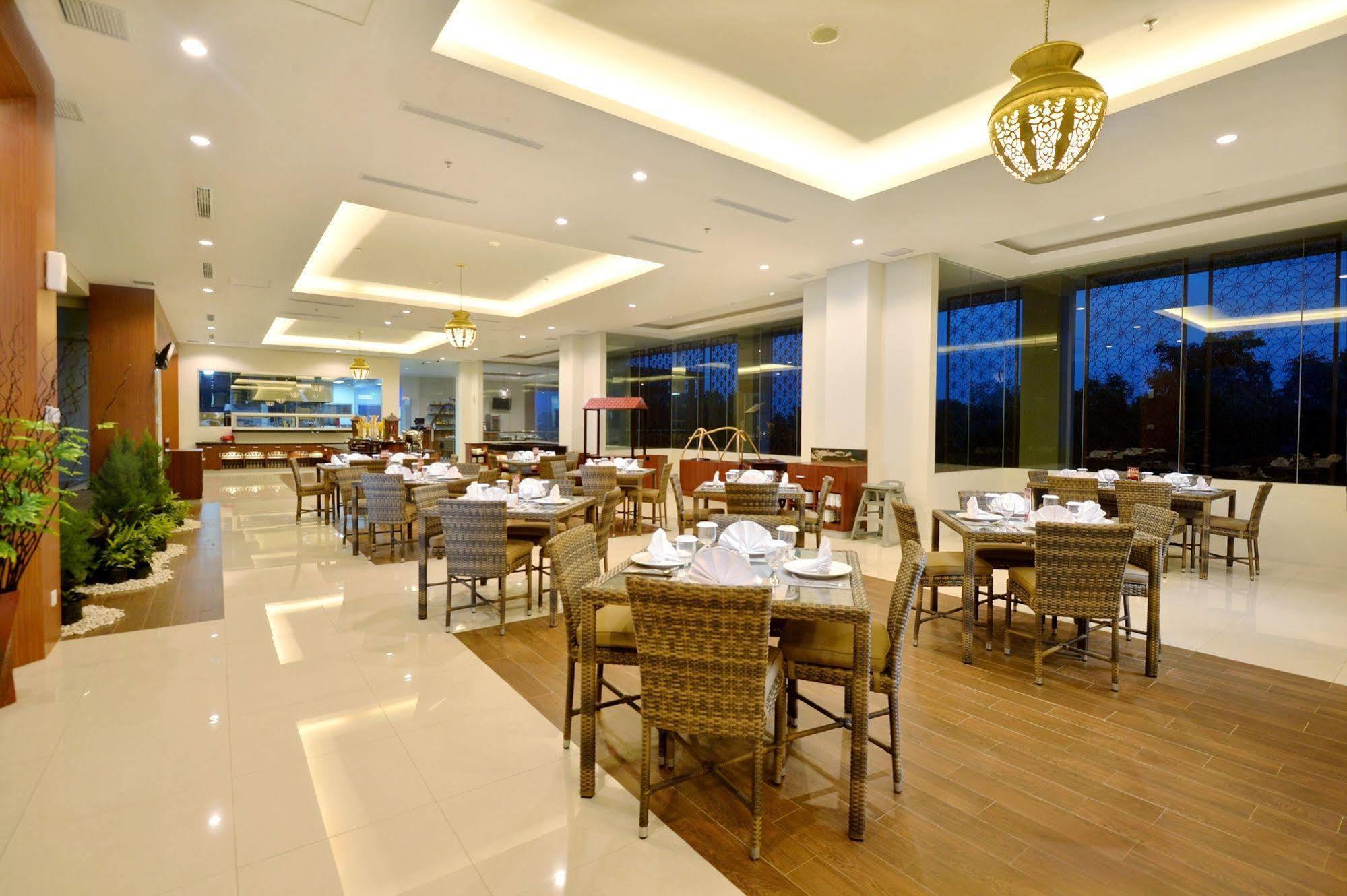 The Atrium Hotel & Resort Yogyakarta Melati Dış mekan fotoğraf