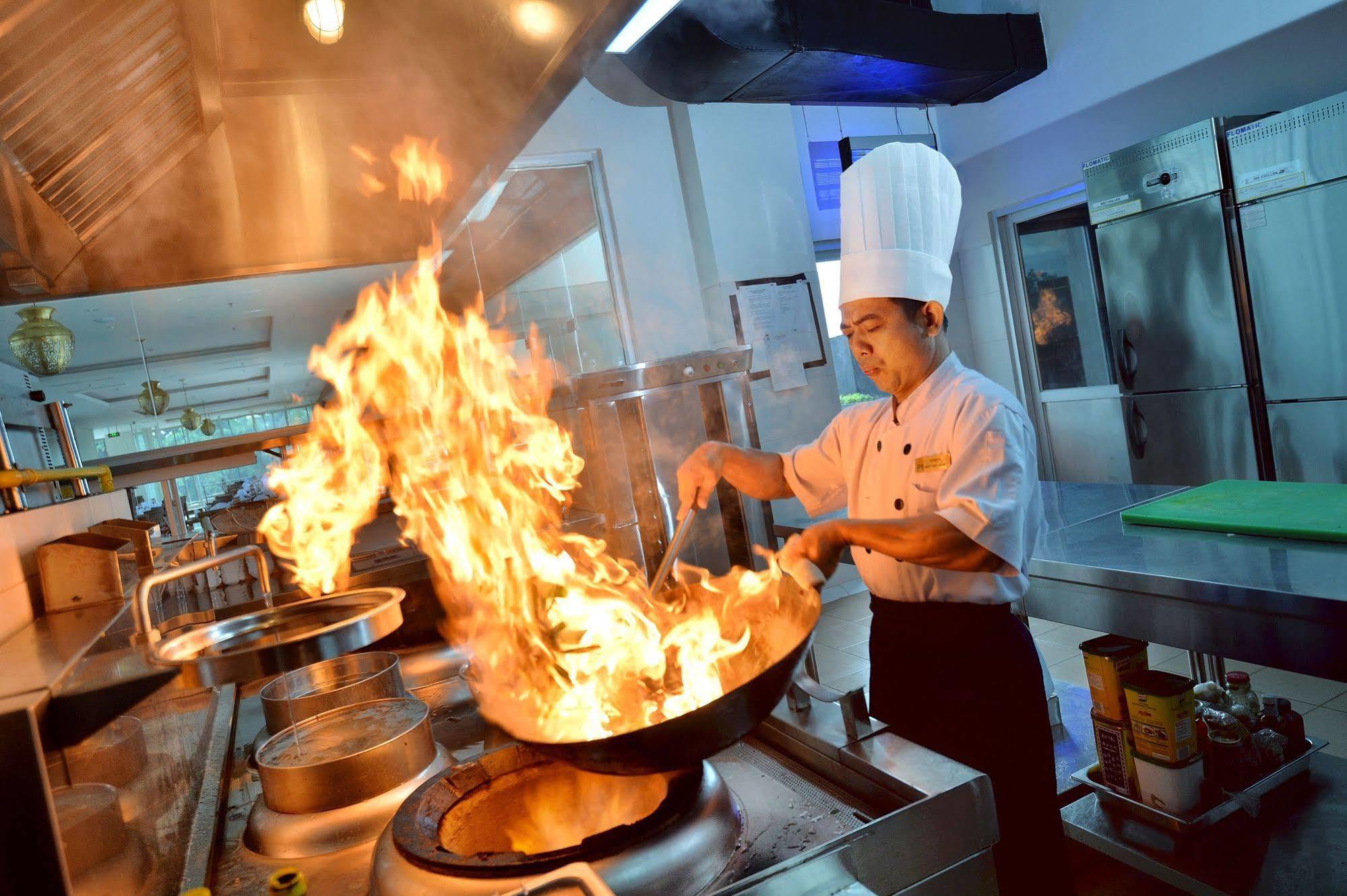 The Atrium Hotel & Resort Yogyakarta Melati Dış mekan fotoğraf