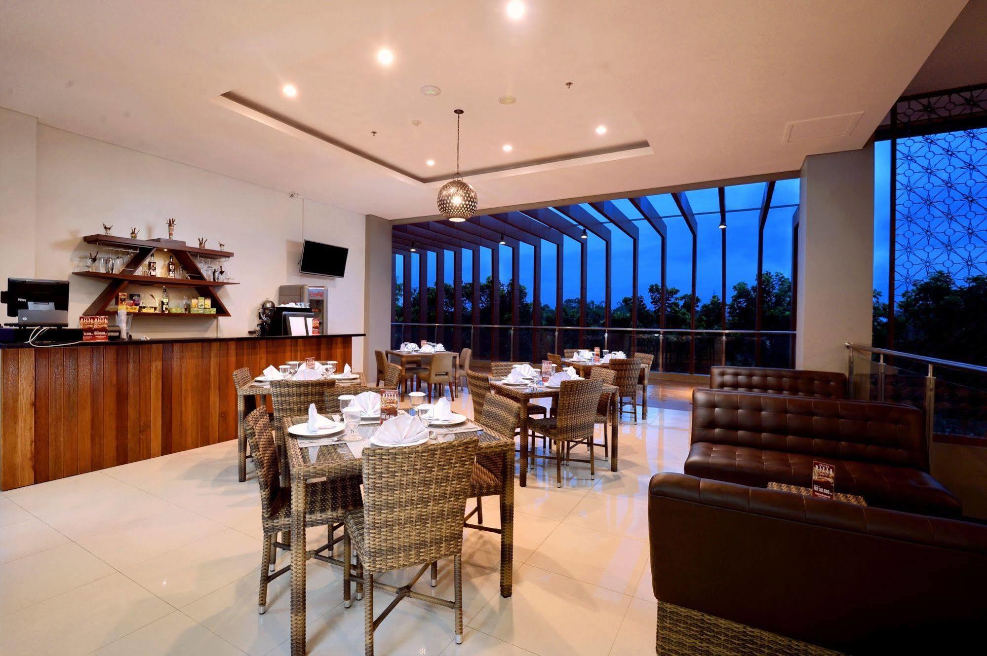 The Atrium Hotel & Resort Yogyakarta Melati Dış mekan fotoğraf